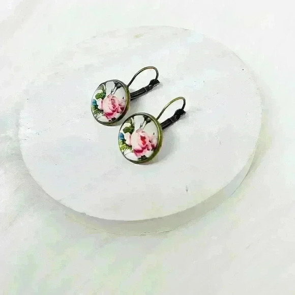 Vintage Feel Pink Roses Print Earrings - Picture 4 of 5